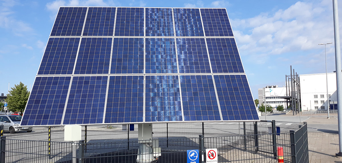 Aurinkokeräin/Solar Tracker