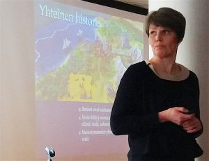 LUKEn erikoistutkija Katriina Soinin mukaan vesistöjemme puhtauden eteen tulee tehdä töitä.