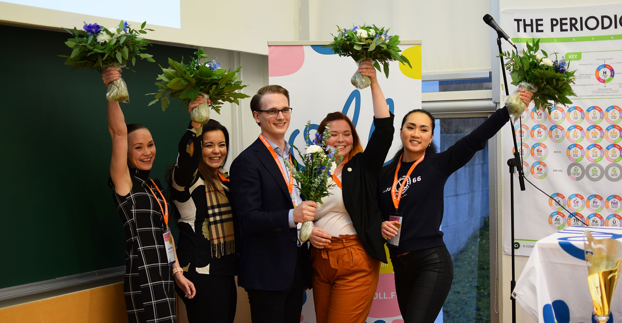 OLL liittokokous vuoden 2020 hallitus kukkapuskineen.