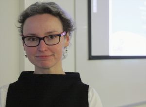 LUKEn tutkija Pia Smeds kertoi, että Vaasassa Blue Carea on hyödynnetty paitsi lasten kanssa myös syrjäytymisvaarassa olevien nuorten miesten kanssa. 