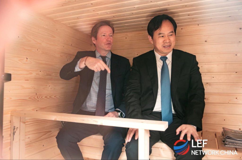 Showroomin avajaiset, sauna / Showroom opening ceremony, sauna