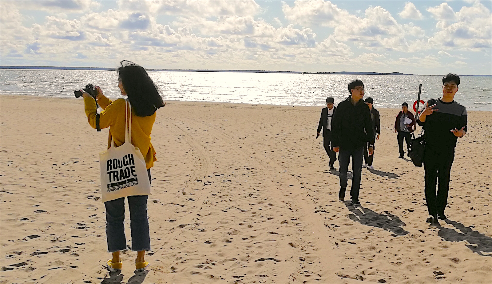 Ryhmä vieraili Yyterissä, jossa tutustuttiin rantaan, Virkistyshotellin palveluihin sekä Yyteri Beach Lomakeskukseen, jossa on tarjolla leirikoululaisia kiinnostavia luontoliikunta-aktiviteetteja kuten kiipeilyä.