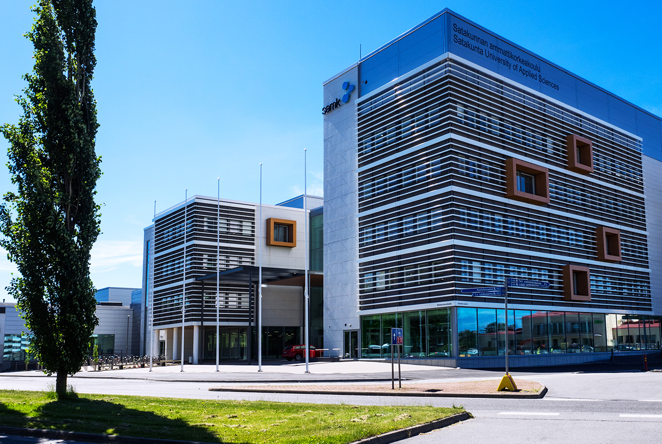 Exterior view of the SAMK Campus Pori.