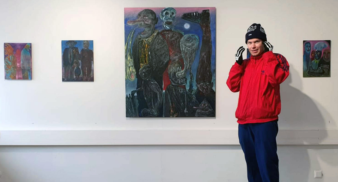 Ville-Pekka Vihma näyttelyssä Oulussa, Real Deal Yläkerta -galleriassa.