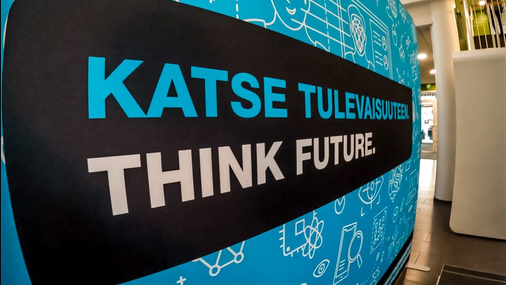 Katse tulevaisuuteen kyltti.