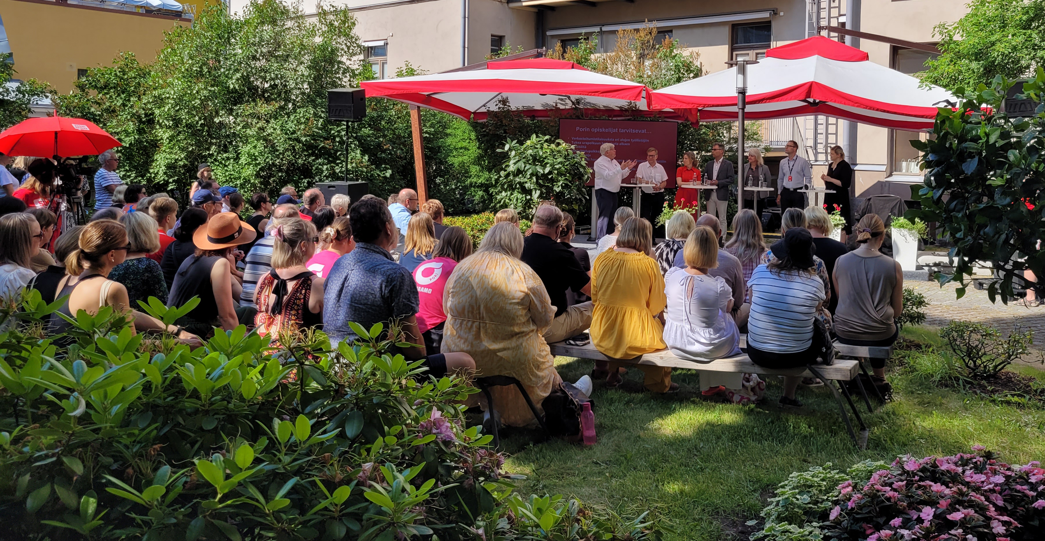 SAMK on järjestänyt SuomiAreena-keskusteluja myös aiempina vuosina.