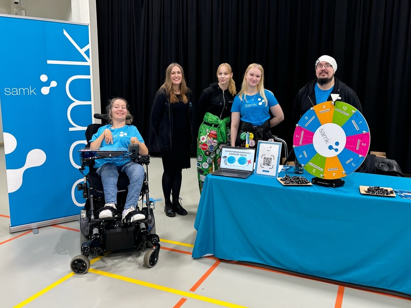 Kuvassa SAMKin promoottoriopiskelijoita