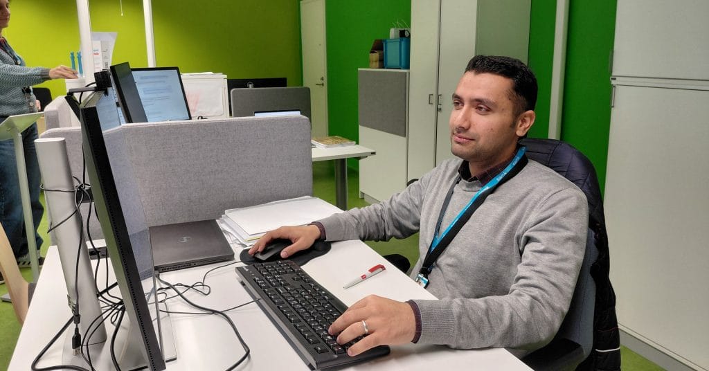 Mehdi at the SAMK Pori International Office.